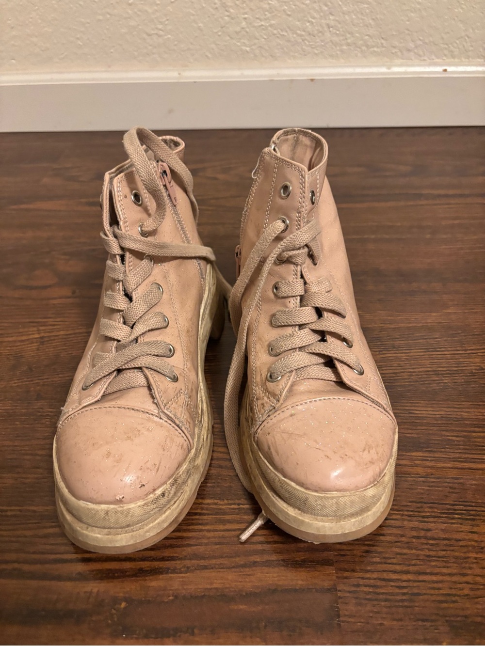 Steve Madden Kids High-Top Lace-Up Boots in Light Pink
